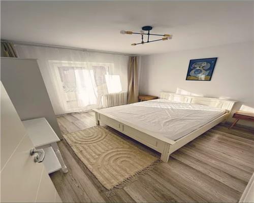 Apartament 3 camere, decomandat, mobilat, zona Sigma,