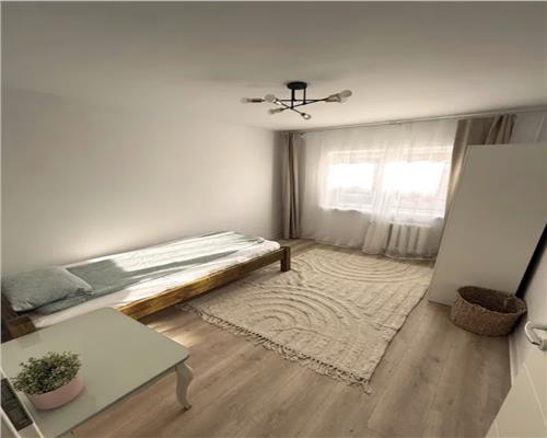 Apartament 3 camere, decomandat, mobilat, zona Sigma,