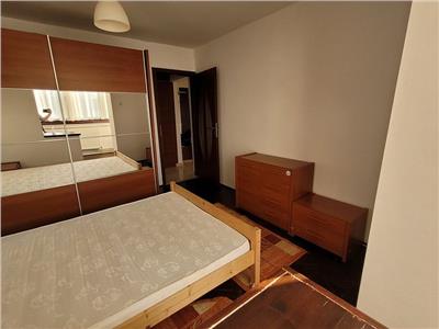 Apartament 3 camere, S 70 mp ,petfriendly, Semicentral.